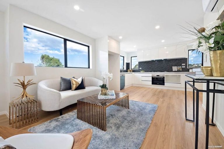 Photo of property in 59b Redwood Drive, Massey, Auckland, 0614