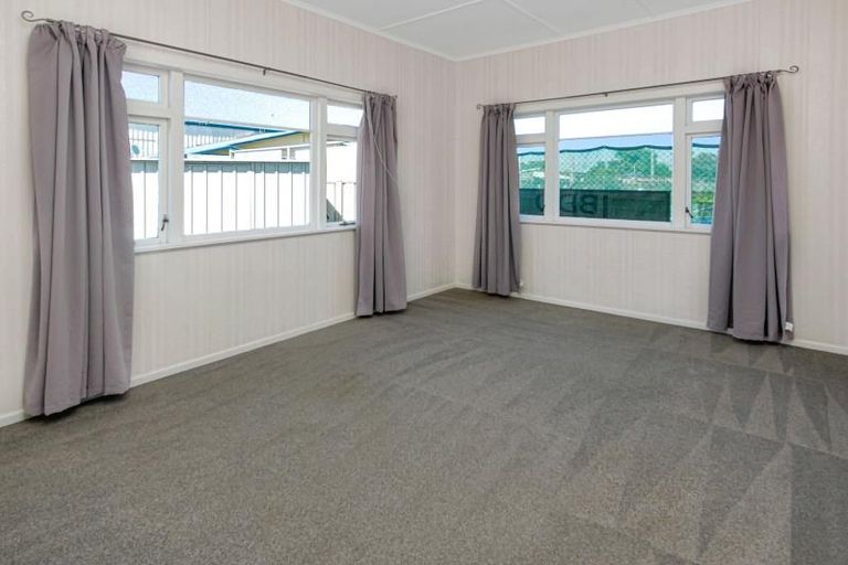 Photo of property in 11 Higgins Street, Marewa, Napier, 4110