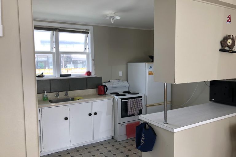 Photo of property in 449 Ferguson Street, Palmerston North, 4410