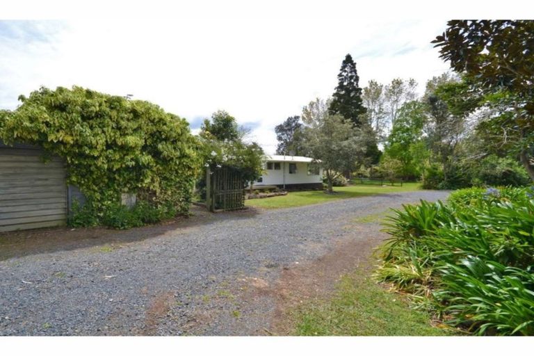 Photo of property in 260 Waimate North Road, Kerikeri, 0293