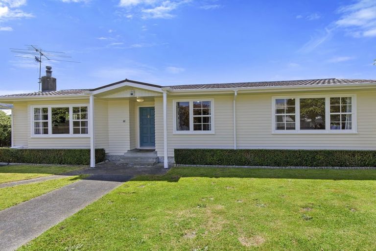 Photo of property in 25 Longfellow Street, Trentham, Upper Hutt, 5018