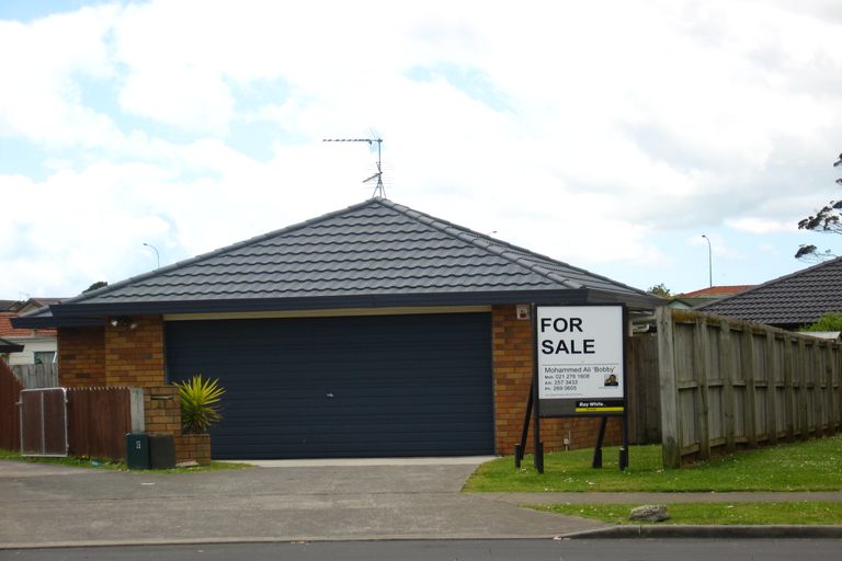 Photo of property in 41 Robert Ross Place, Clendon Park, Auckland, 2103