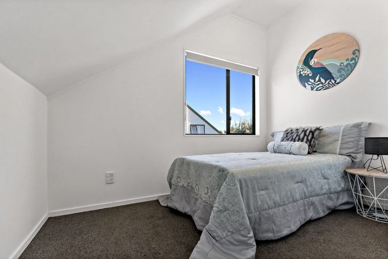 Photo of property in 26 Barneys Farm Road, Clendon Park, Auckland, 2103