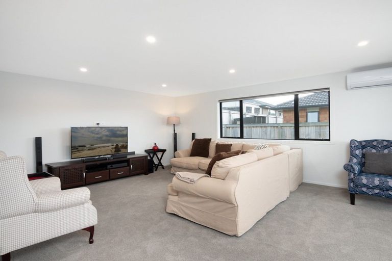 Photo of property in 27 Fairfax Crescent, Pyes Pa, Tauranga, 3112