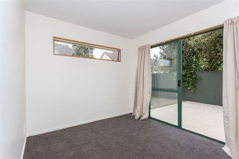 Photo of property in 27a Gould Crescent, Woolston, Christchurch, 8023