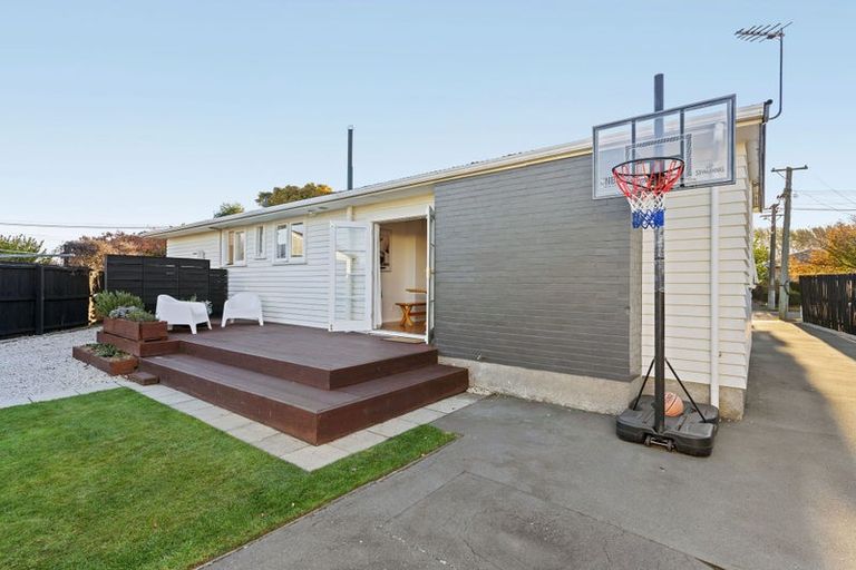 Photo of property in 22 Leo Street, Bishopdale, Christchurch, 8051