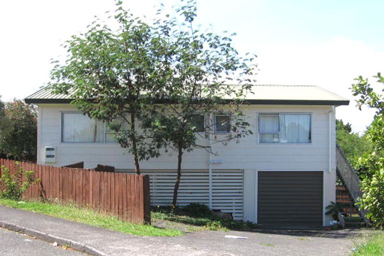 Photo of property in 31 Trojan Crescent, New Lynn, Auckland, 0600