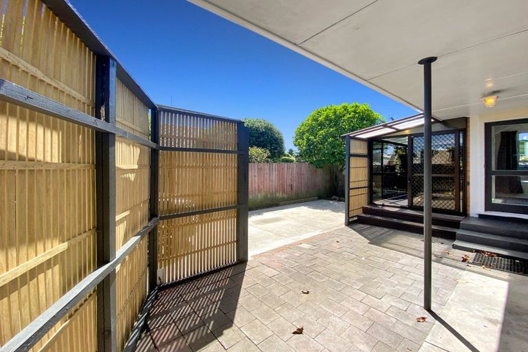 Photo of property in 2/17 Philomel Street, North New Brighton, Christchurch, 8083