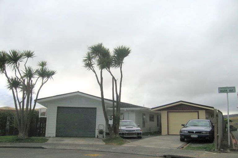Photo of property in 13b Mandeville Crescent, Grenada Village, Wellington, 6037