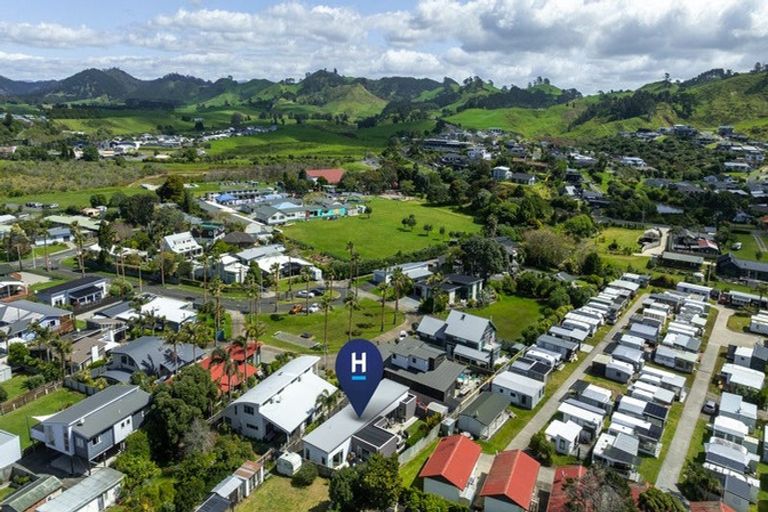 Photo of property in 12 Palm Grove, Waihi Beach, 3611