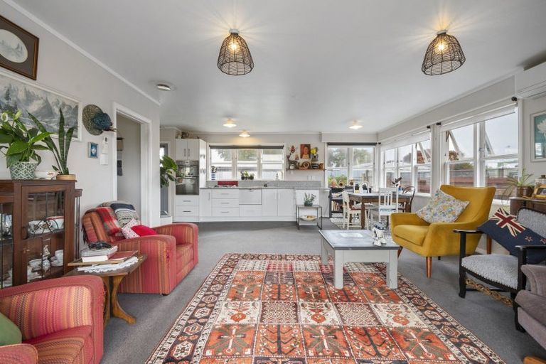 Photo of property in 42 Edinburgh Terrace, Foxton Beach, Foxton, 4815