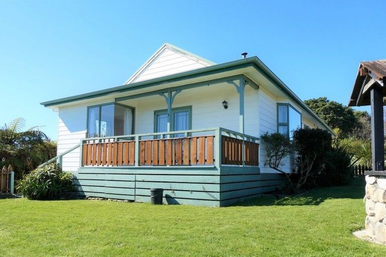 Photo of property in 3 Stirling Drive, Greymouth, 7805