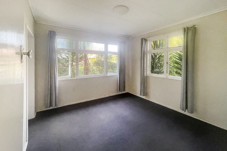 Photo of property in 24 Mckenzie Street, Levin, 5510