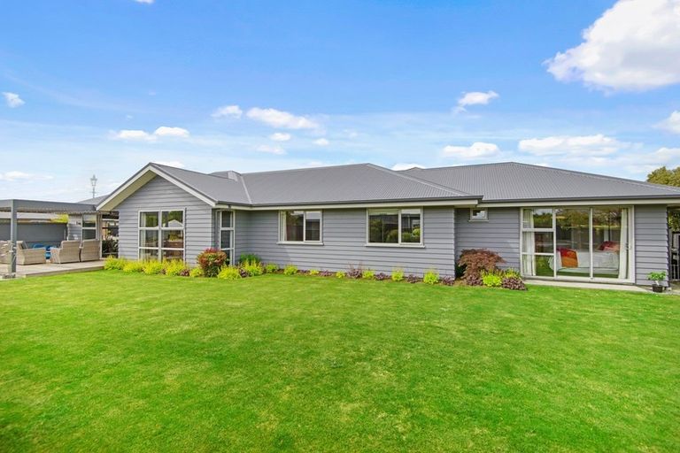 Photo of property in 31 Belgrave Drive, Rangiora, 7400