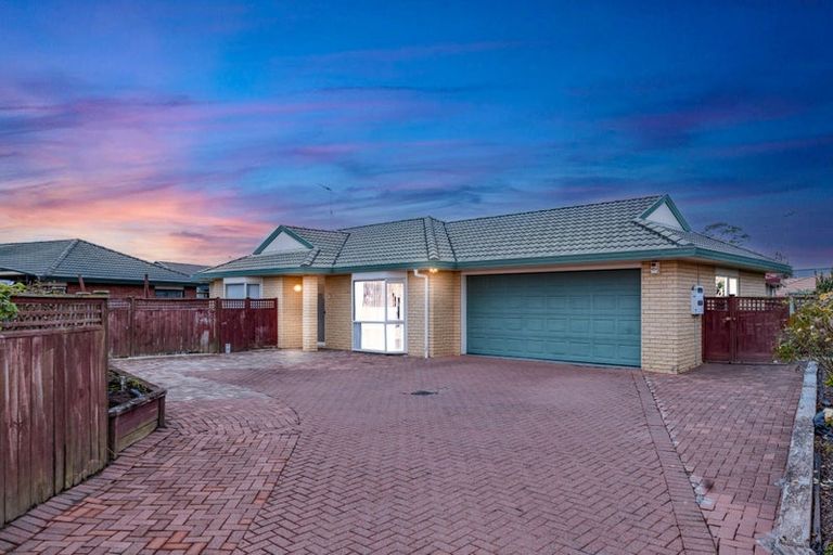 Photo of property in 30 Sheriff Place, Randwick Park, Auckland, 2105