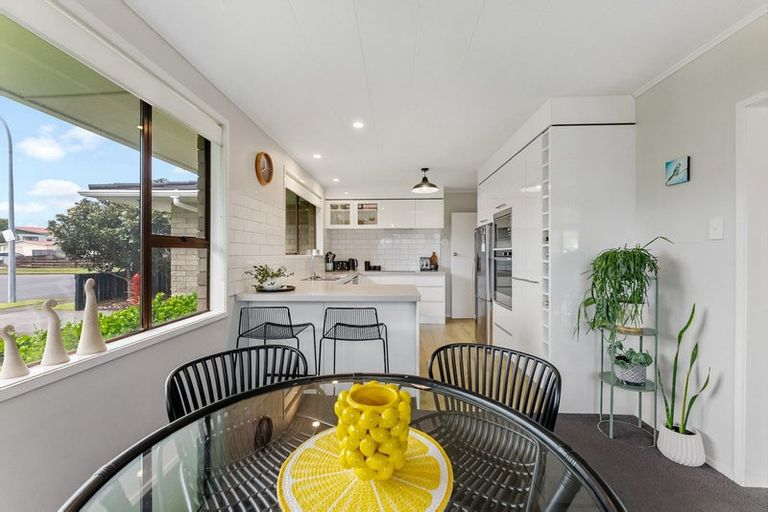 Photo of property in 15 Lantana Avenue, Bell Block, New Plymouth, 4312