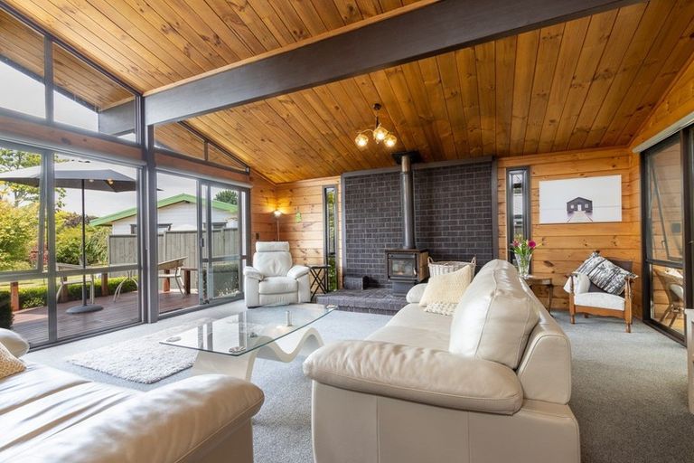 Photo of property in 29 Marlowe Drive, Leamington, Cambridge, 3432