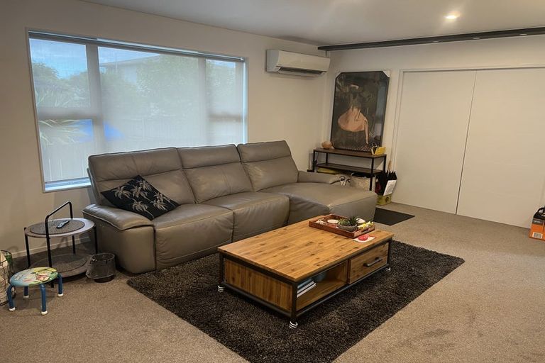 Photo of property in 9a Alan Avenue, Henderson, Auckland, 0610