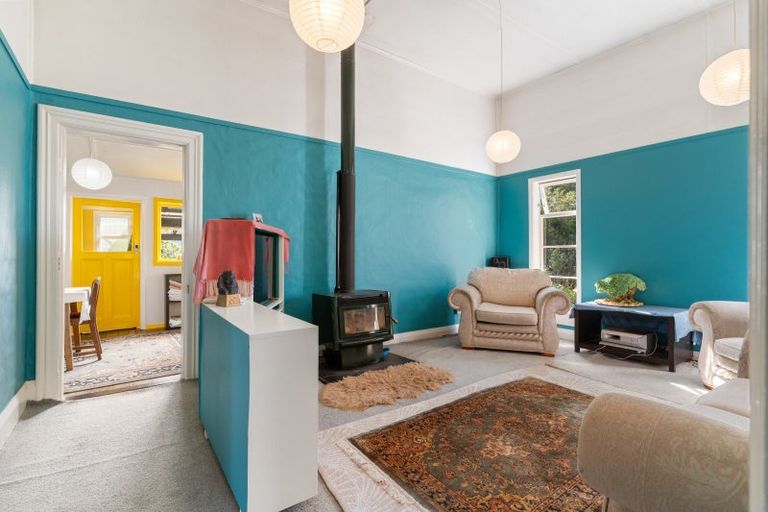 Photo of property in 36 Kent Street, Carterton, 5713