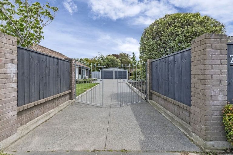 Photo of property in 24 Sabys Road, Halswell, Christchurch, 8025