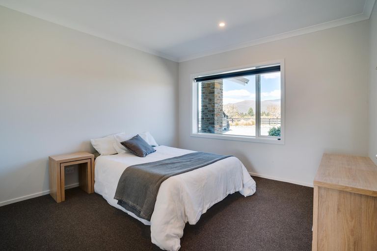 Photo of property in 5 Homestead Avenue, Twizel, 7999