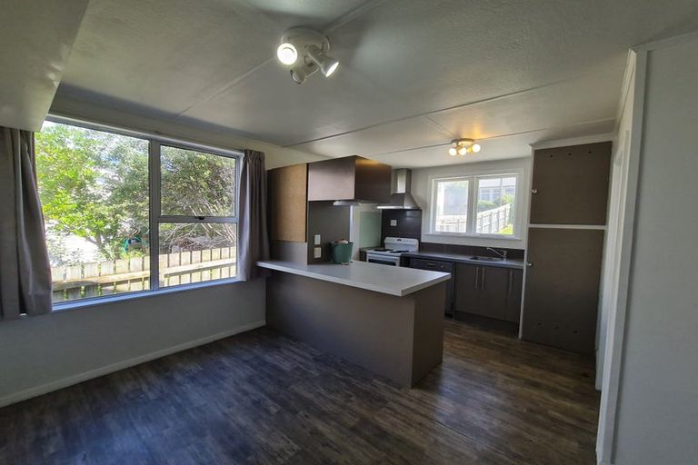 Photo of property in 56 Te Pene Avenue, Titahi Bay, Porirua, 5022