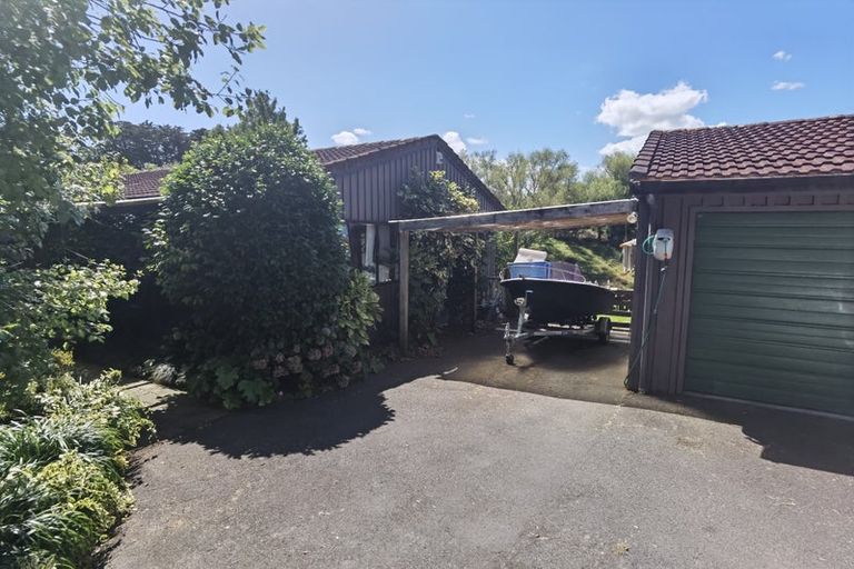 Photo of property in 9 Inchinnam Road, Flat Bush, Auckland, 2016