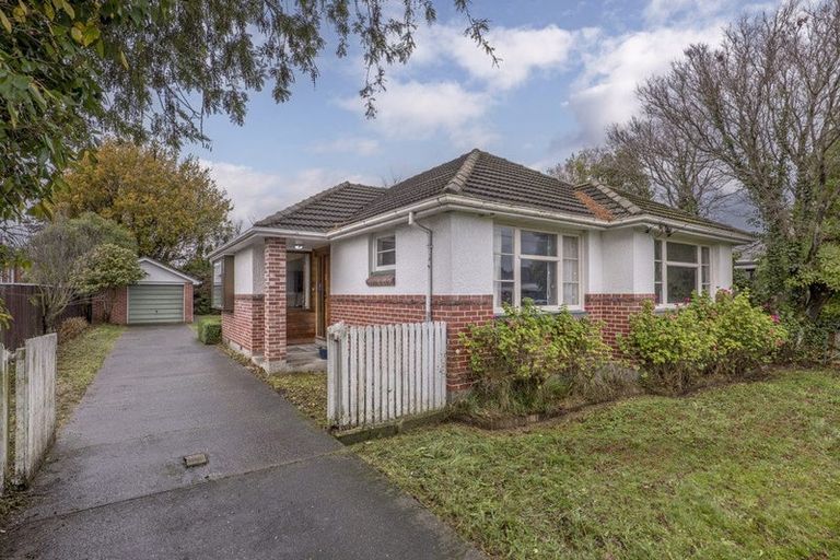 Photo of property in 8 Murdoch Street, Bryndwr, Christchurch, 8053