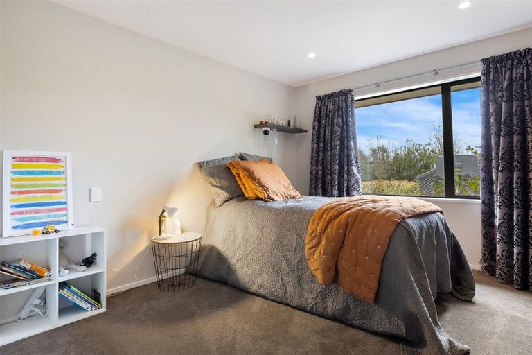 Photo of property in 2 Jacks Drive, West Melton, 7618