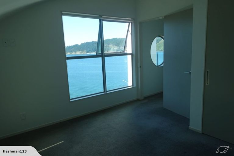 Photo of property in 218 Evans Bay Parade, Hataitai, Wellington, 6021