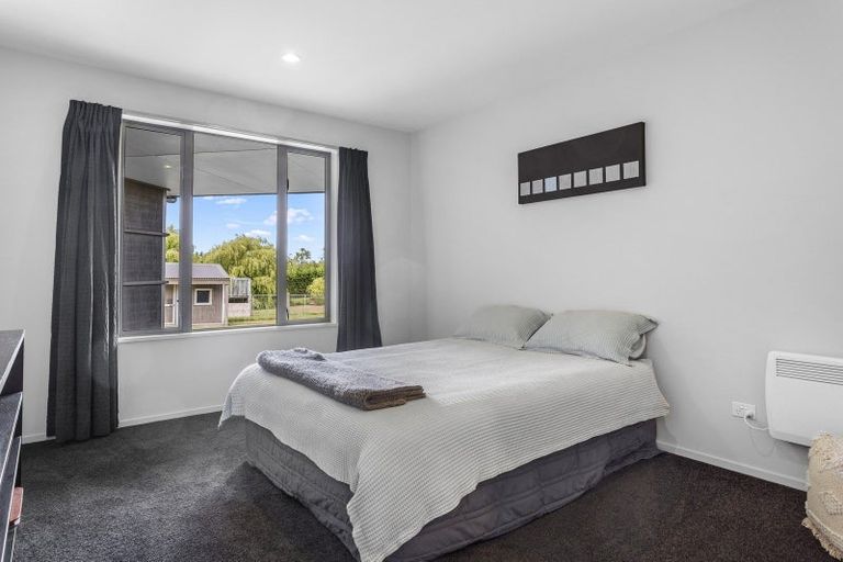 Photo of property in 61 Loburn Whiterock Road, Loburn, Rangiora, 7472