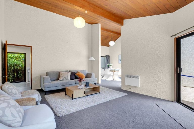 Photo of property in 218a Cambridge Road, Hillcrest, Hamilton, 3216