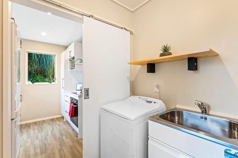 Photo of property in 264a Grounsell Crescent, Belmont, Lower Hutt, 5010