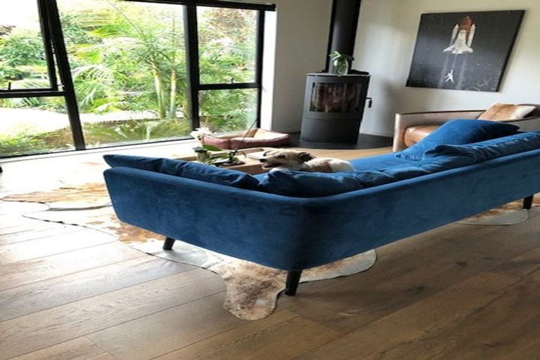 Photo of property in 20b Cambridge Road, Riverhead, 0820