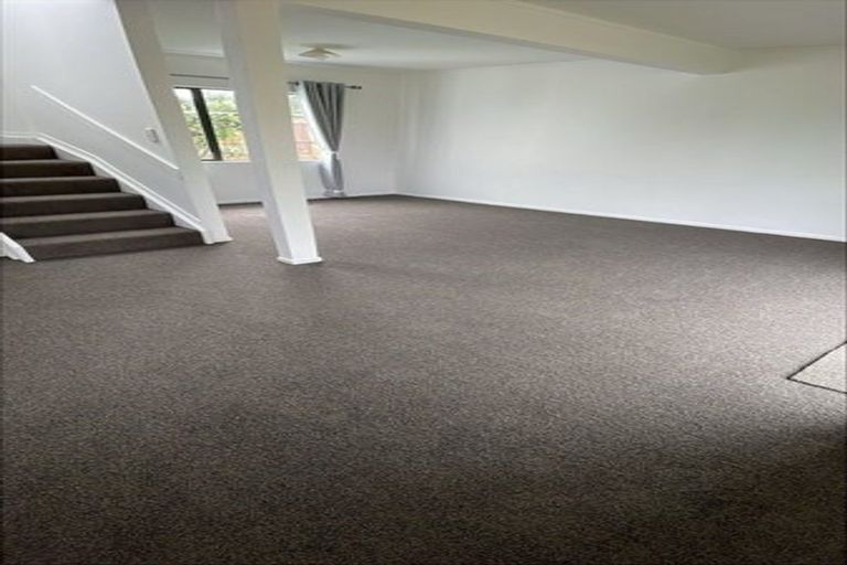 Photo of property in 26 Barneys Farm Road, Clendon Park, Auckland, 2103