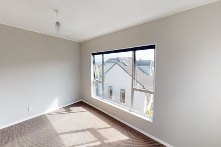 Photo of property in 30 Strathmore Avenue, Strathmore Park, Wellington, 6022