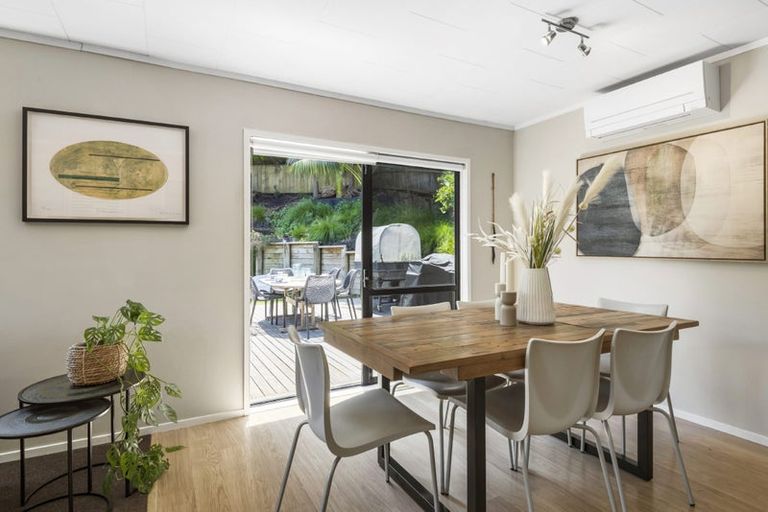 Photo of property in 2/59 Topliss Drive, Northcross, Auckland, 0632