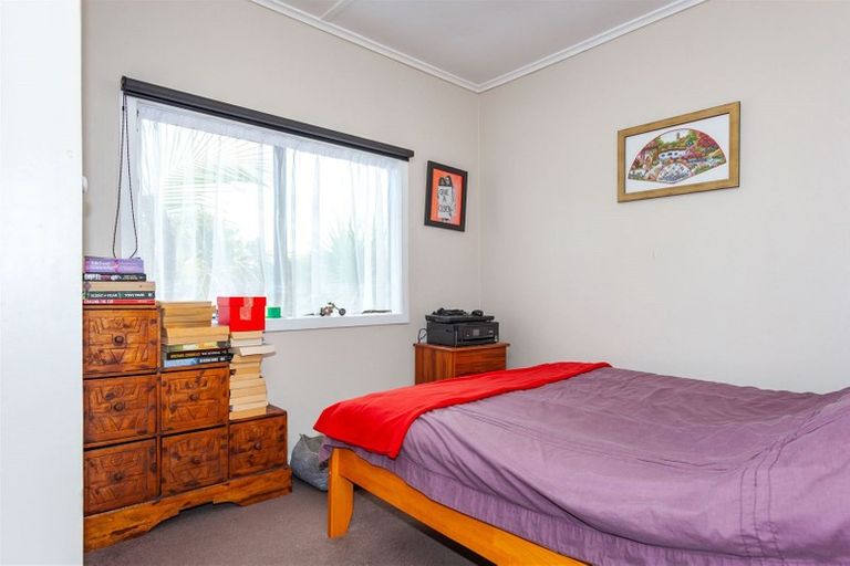 Photo of property in 2 Ridge Road, Tairua, 3508