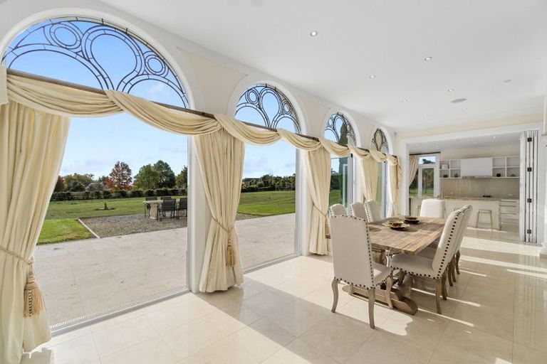 Photo of property in 64 Porterfield Road, Whitford, Howick, 2571