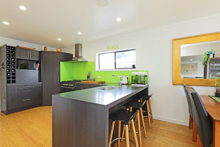 Photo of property in 61 Seddon Crescent, Marewa, Napier, 4110