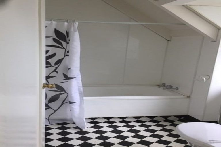 Photo of property in 9/24 Shrewsbury Street, Merivale, Christchurch, 8014