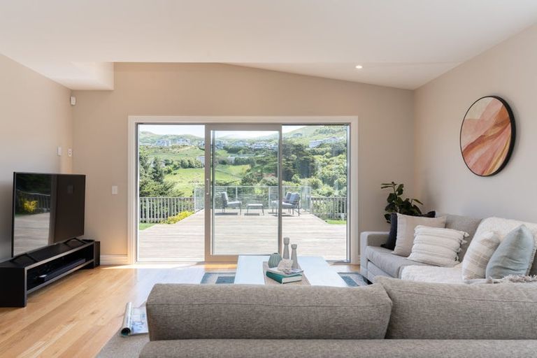 Photo of property in 22 Farnworth Terrace, Churton Park, Wellington, 6037