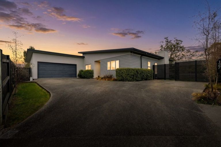 Photo of property in 127 Atawhai Road, Fitzherbert, Palmerston North, 4410
