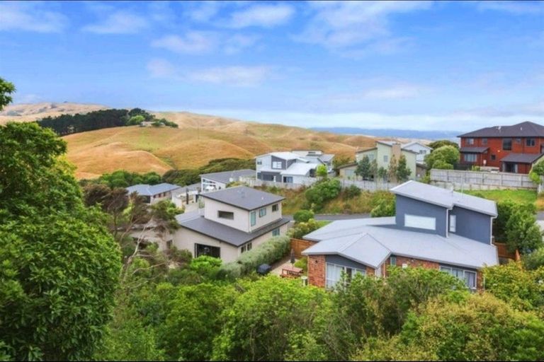 Photo of property in 14 Trispen Place, Camborne, Porirua, 5026