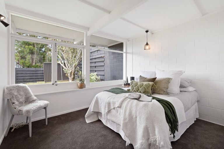 Photo of property in 3/340 Te Atatu Road, Te Atatu South, Auckland, 0610