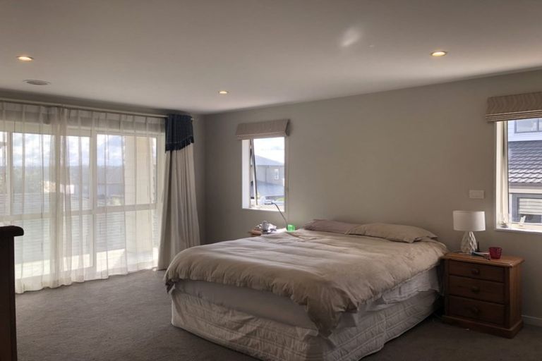 Photo of property in 24 Mackay Drive, Greenhithe, Auckland, 0632