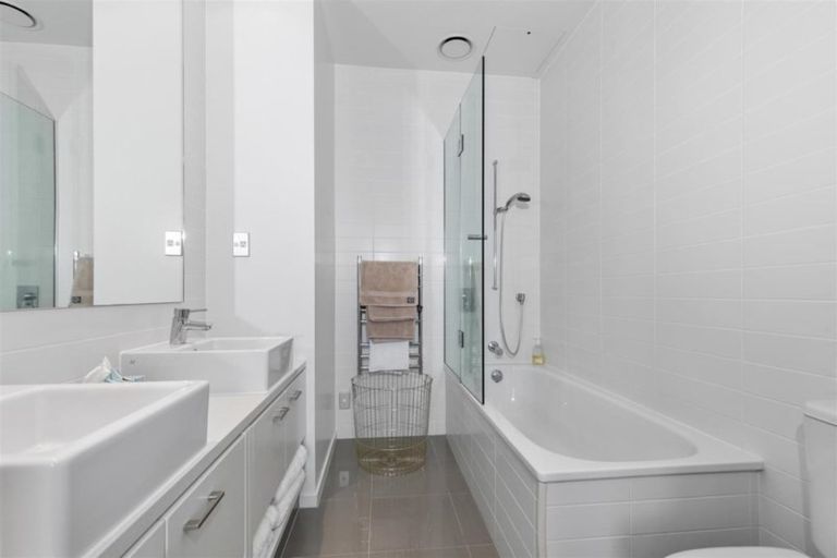 Photo of property in Sentinel Apartments, 1503/3 Northcroft Street, Takapuna, Auckland, 0622