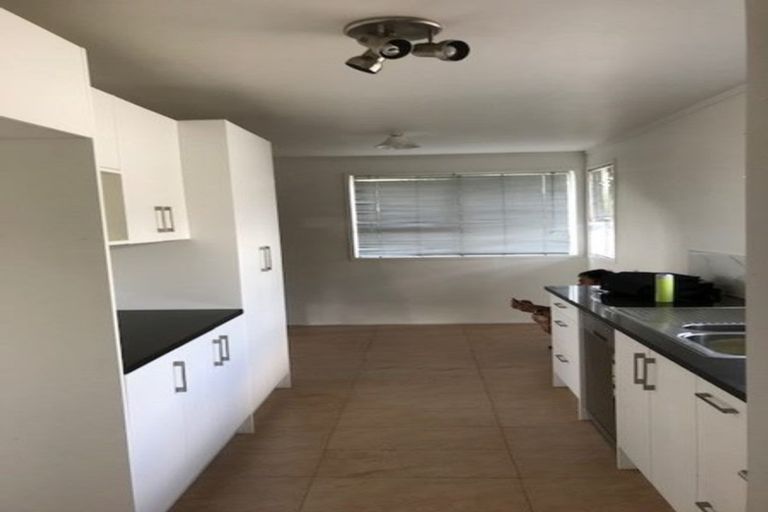 Photo of property in 187 Dawson Road, Clover Park, Auckland, 2023