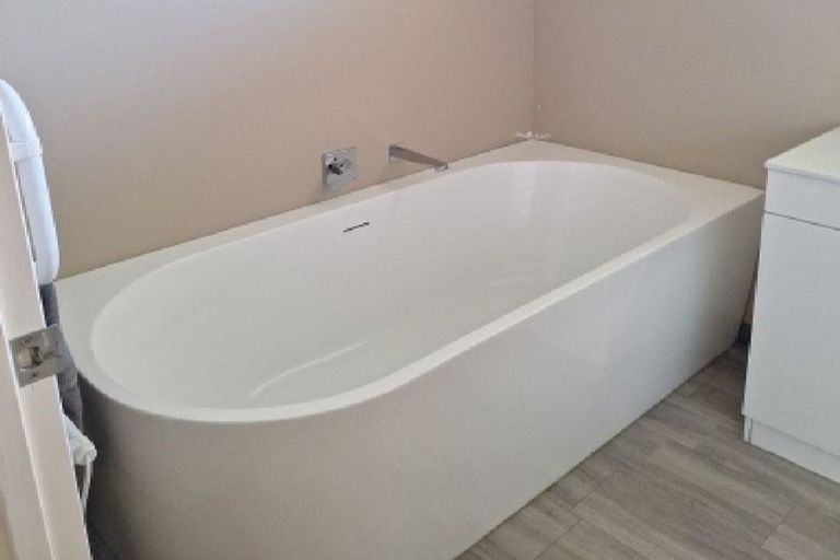 Photo of property in 126 Thorncombe Road, Te Awamutu, 3800