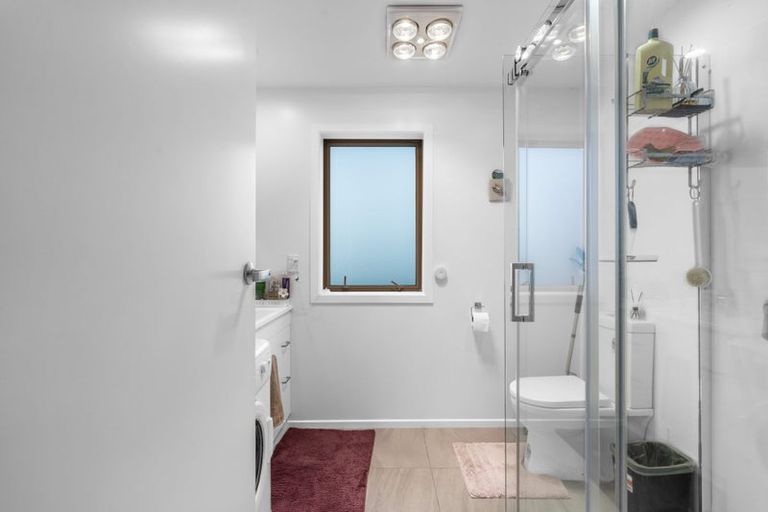 Photo of property in 36 Holloway Street, Waikiwi, Invercargill, 9810